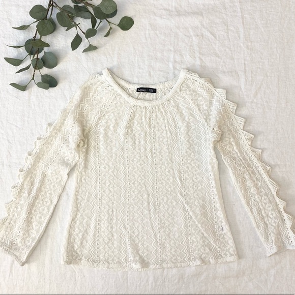 Gypsy 05 Global Village Embroidered Top - Picture 9 of 15